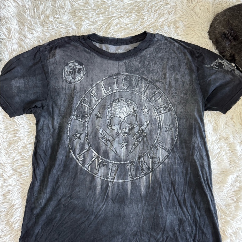 Affliction Silver Short Sleeve Tee with Vintage Graphic Design